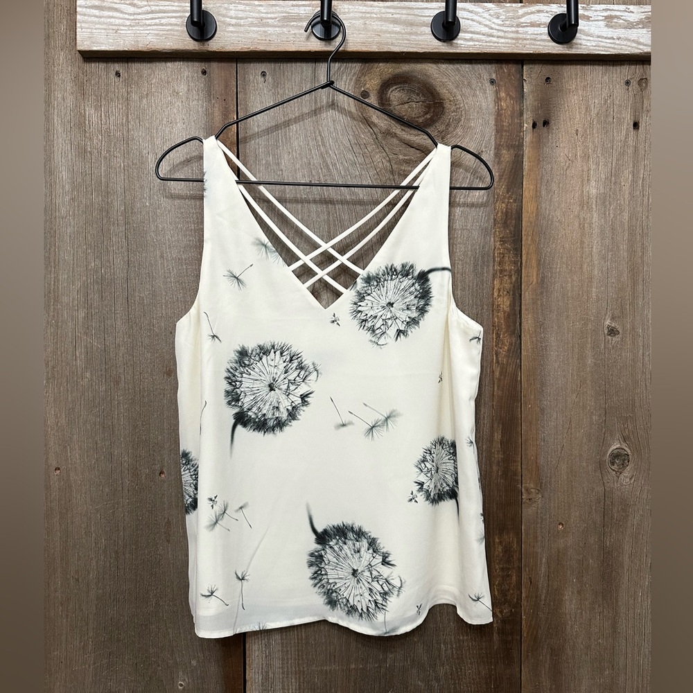 Express Dandelion Print Tank Top in Cream / Off White Size Small Women’s